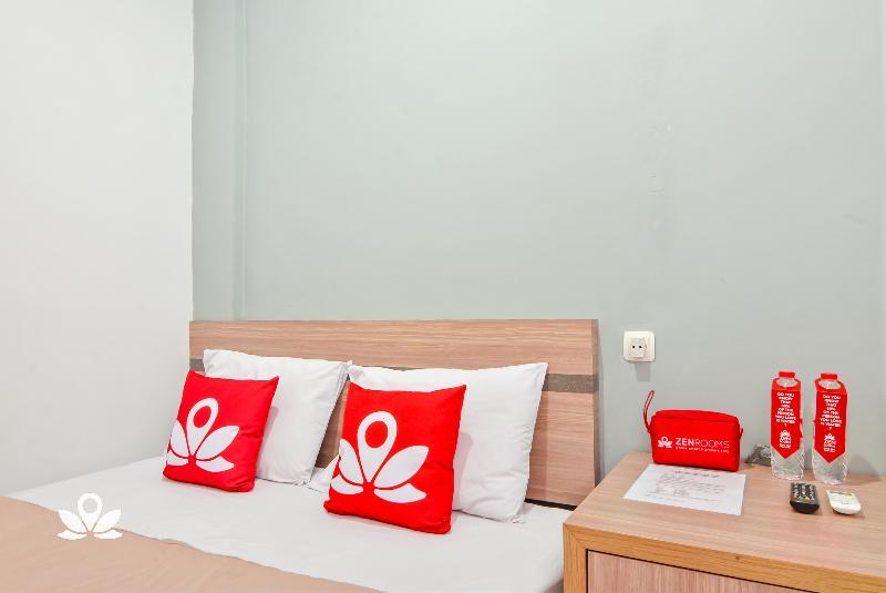 Zen Rooms Karet Pedurenan Jakarta Exteriör bild