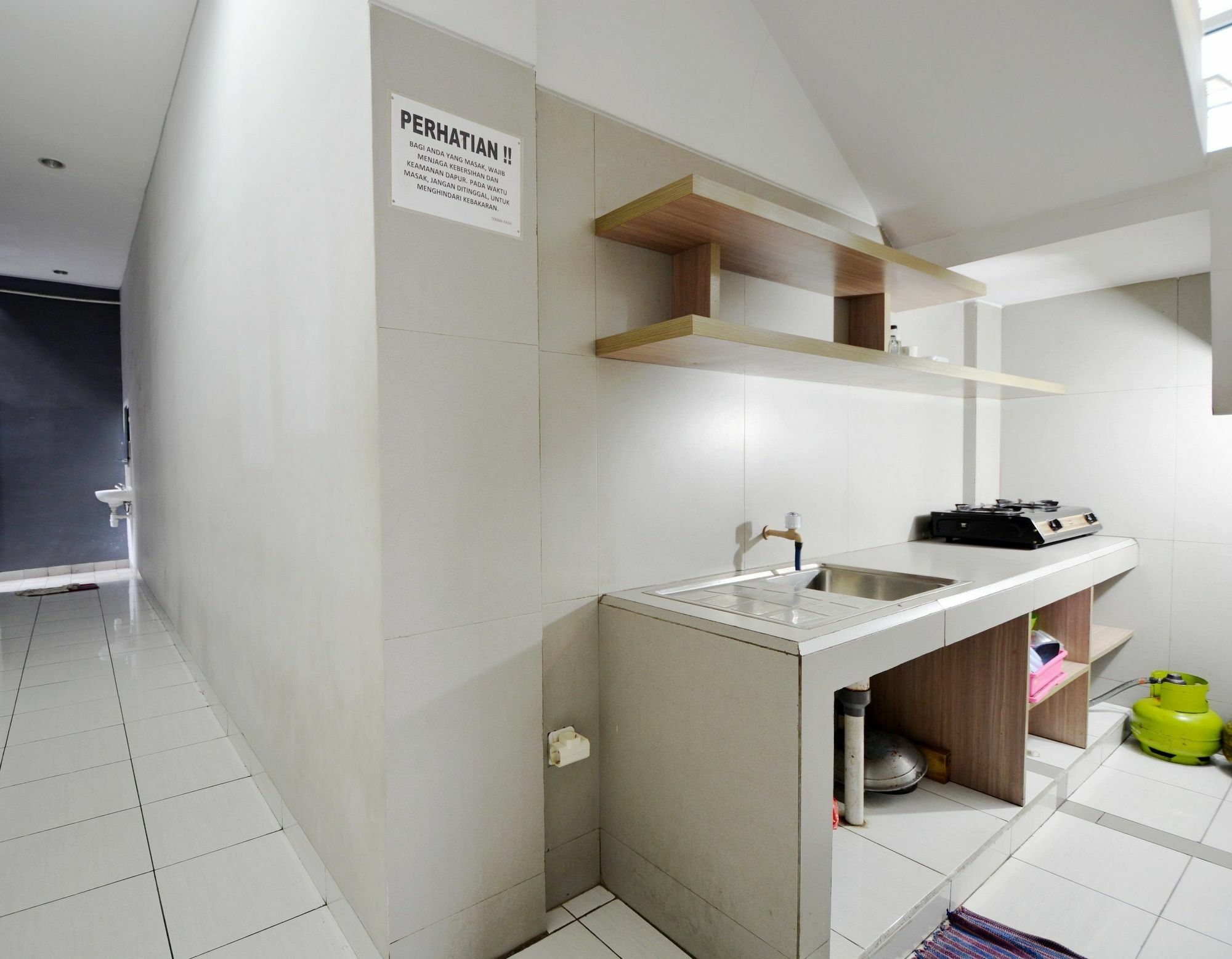 Zen Rooms Karet Pedurenan Jakarta Exteriör bild